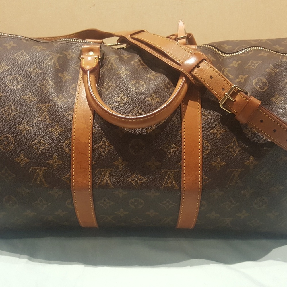 Authentic LV Bandouliere 50